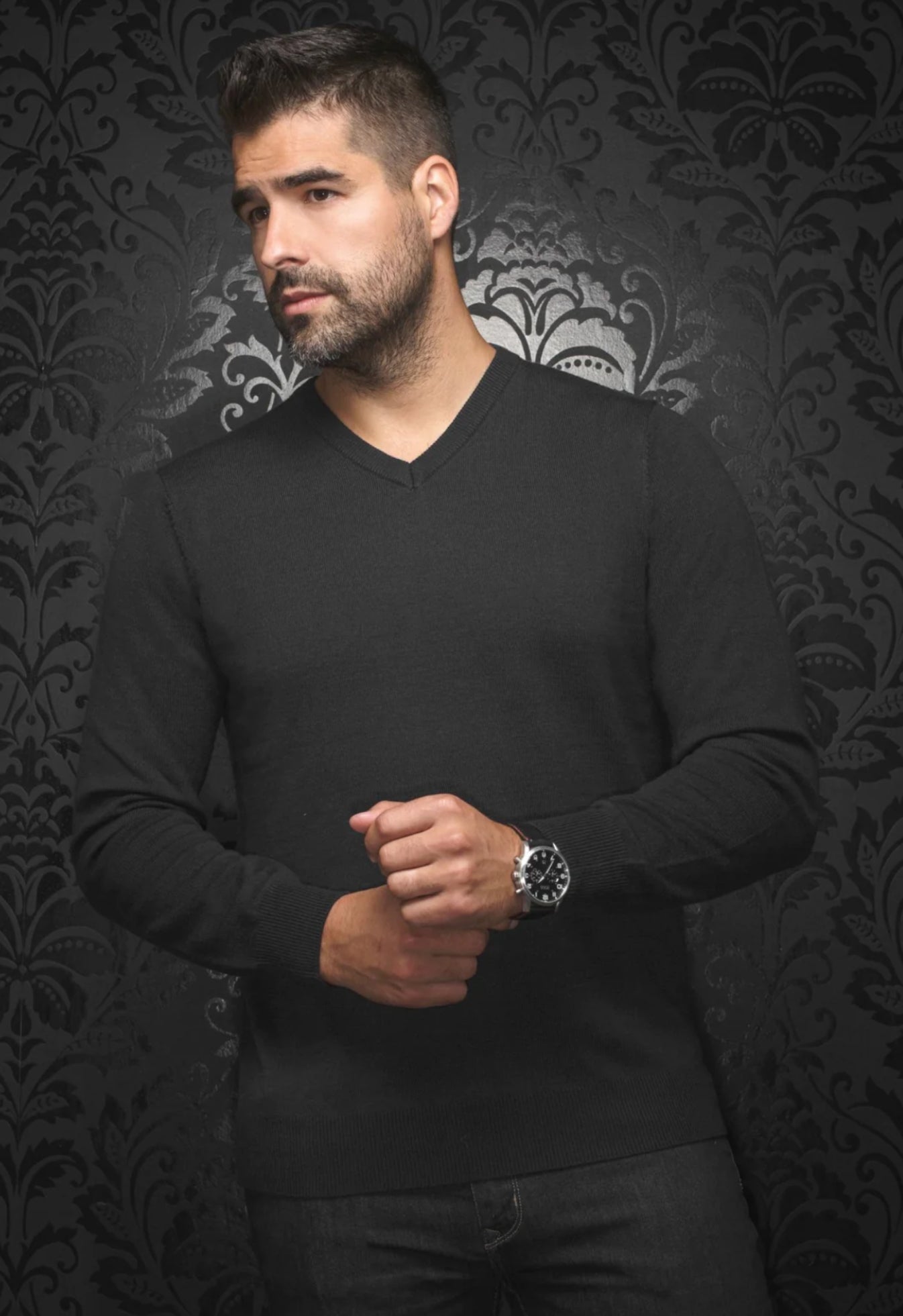 Merino Wool Sweater Saxony Black V-Neck