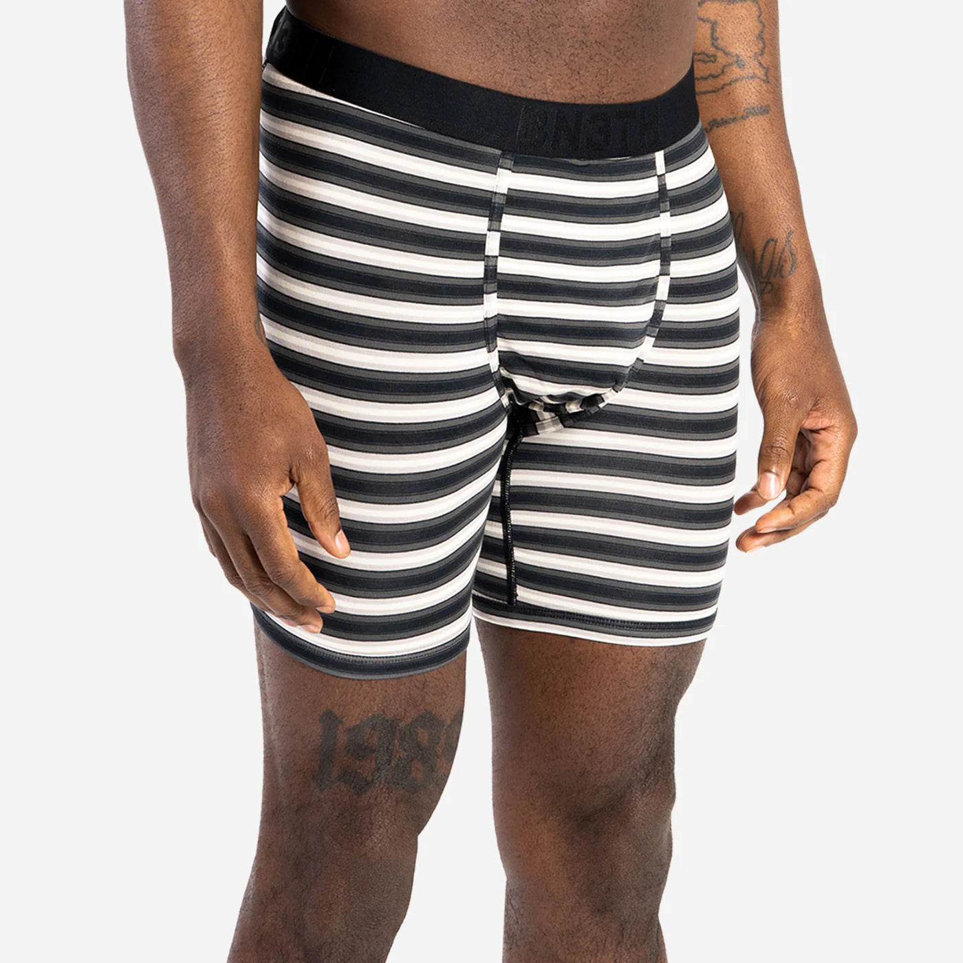 Classic Cut 6.5” Track-Stripe Black With/Fly