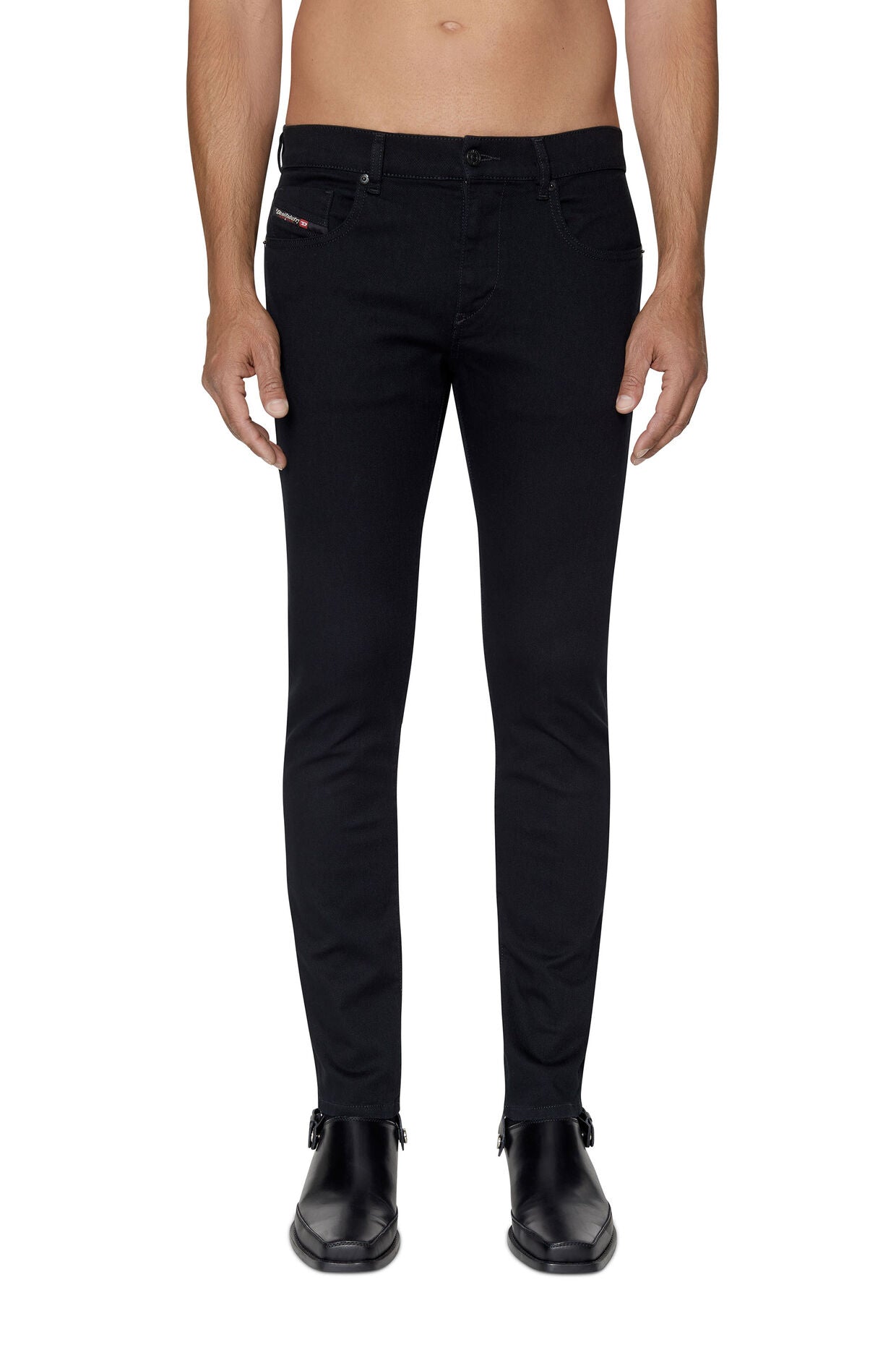 2019 D-Strukt 069YP Slim Black Jeans