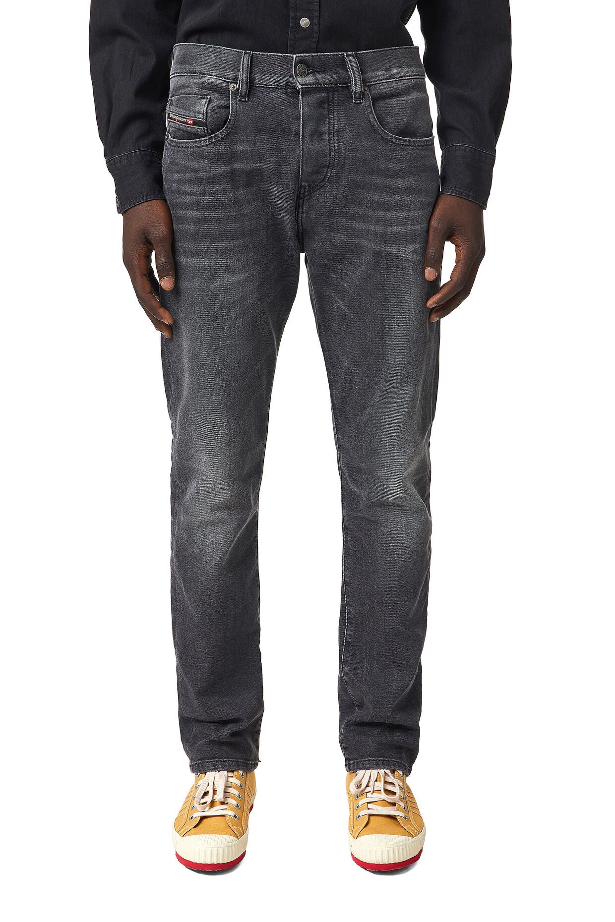 D-Viker Straight Cut 09B42 Black