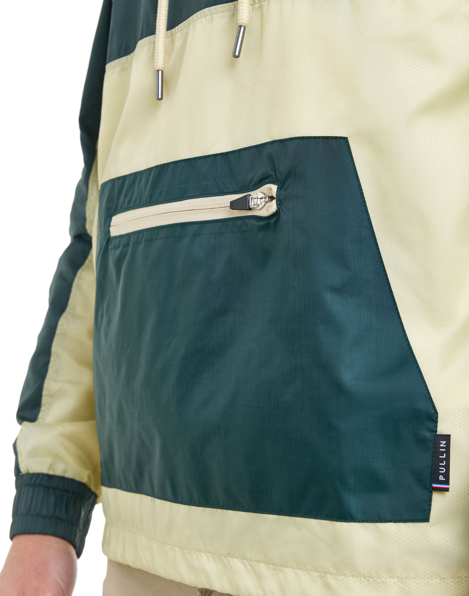 Windbreaker garden green