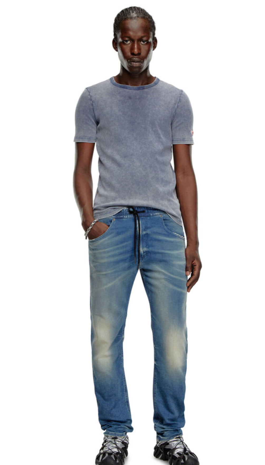 Tapered 2030 D-Krooley Joggjeans® 068mg Color: Medium blue