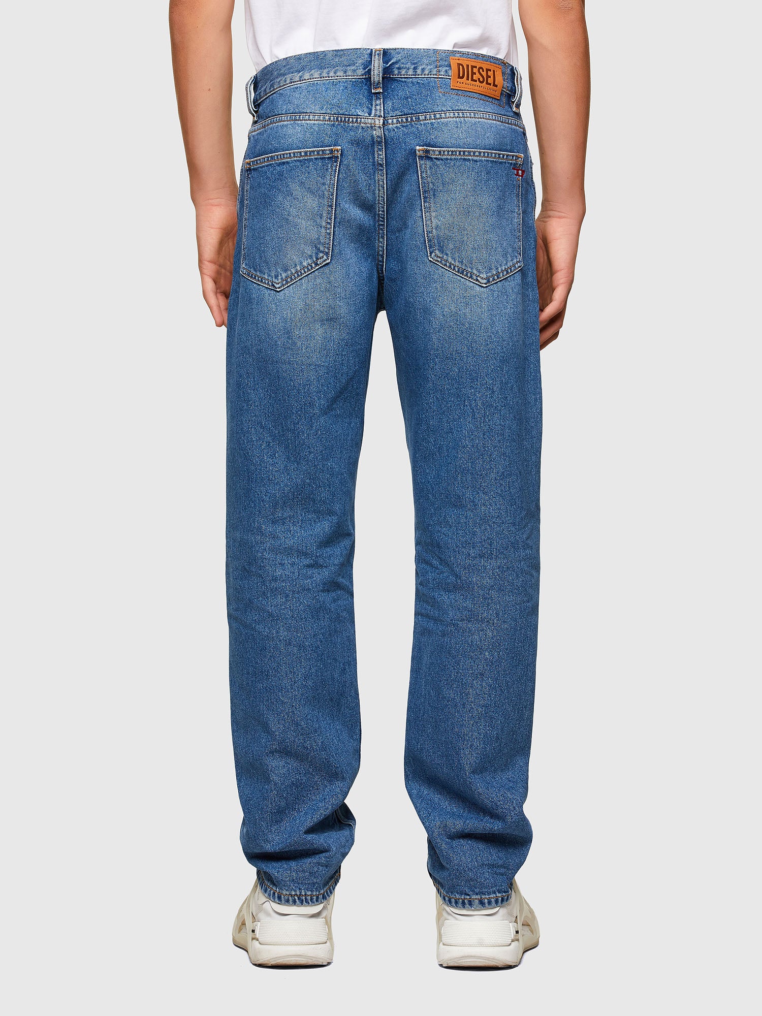 Diesel Men’s D-Macs 009MG Straight Medium Blue Denim Jeans