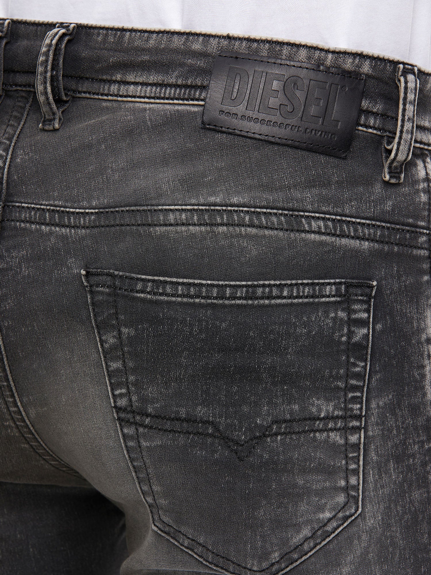 Diesel Men's jeans online Vancouver | Mango's fashion boutique